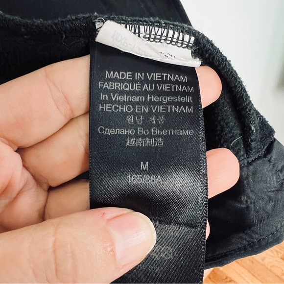 Marmot Women’s Black Furlong Jacket with Brown Faux-Fur Hood, Size Medium - Picture 8 of 13